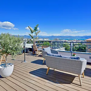Western Journel Juan-les-pins Антиб