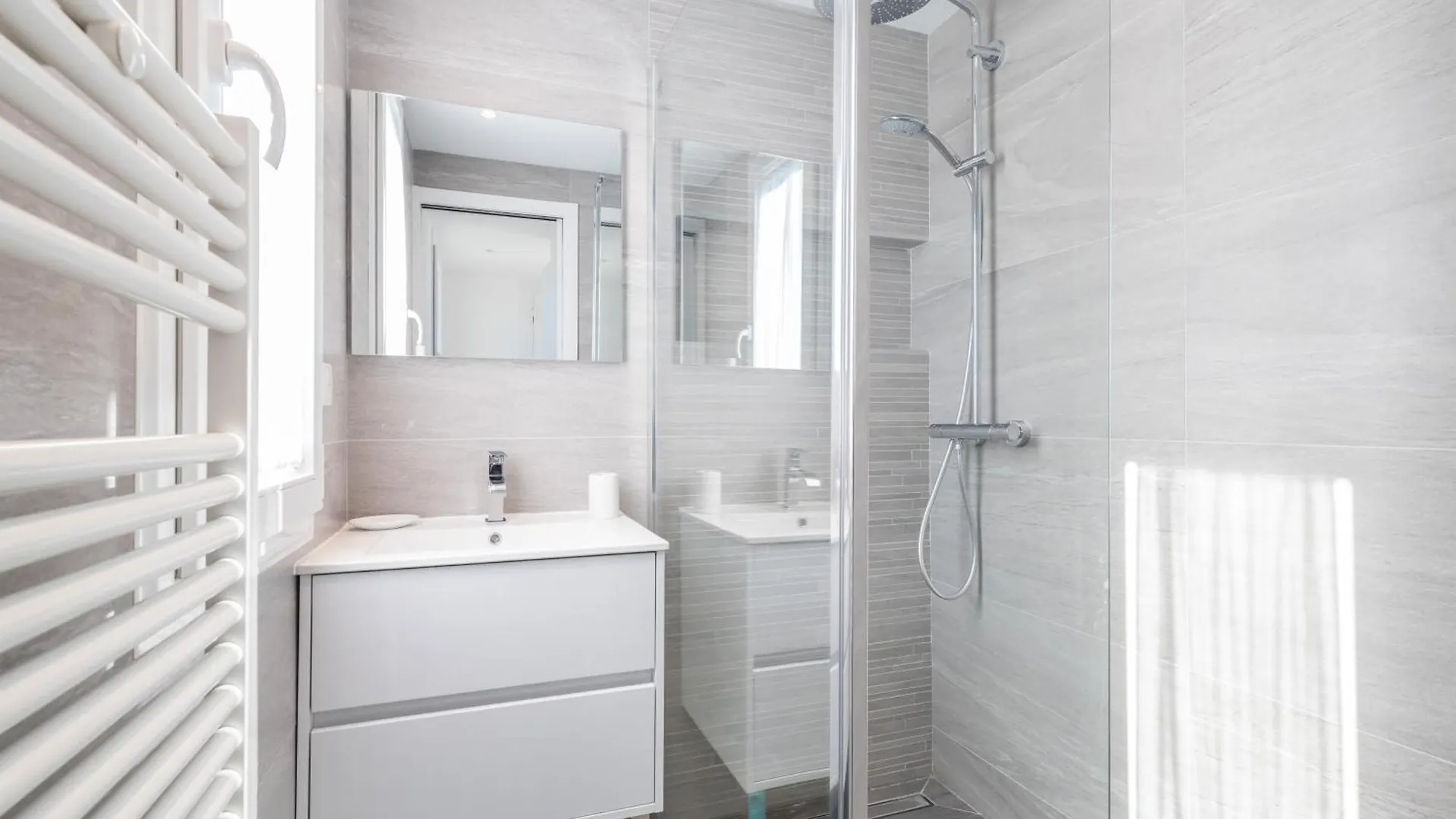 Apartment Appartement 1Er Etage Antibes
